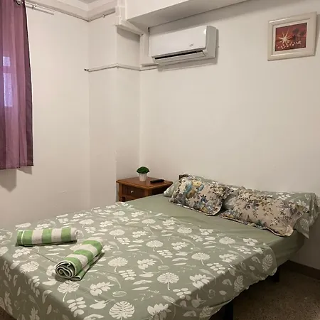 La Parada Guest house *